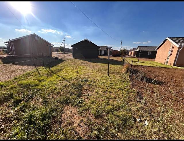 2 BEDROOM HOUSE FOR SALE IN SAVANNA CITY